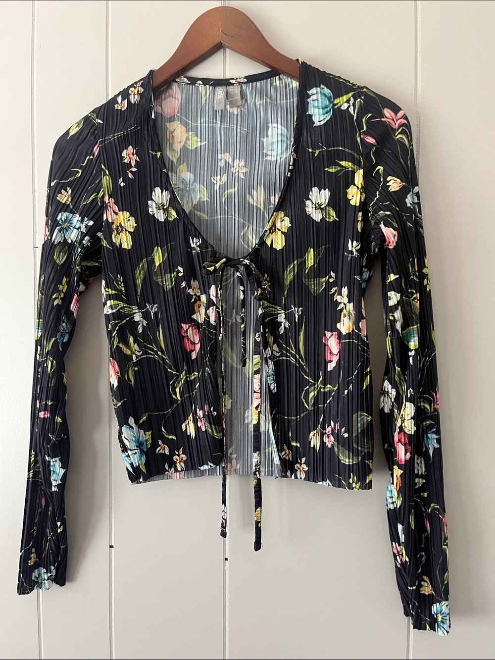 ASOS Black Floral Tie-Front Pleated Long Sleeve Top